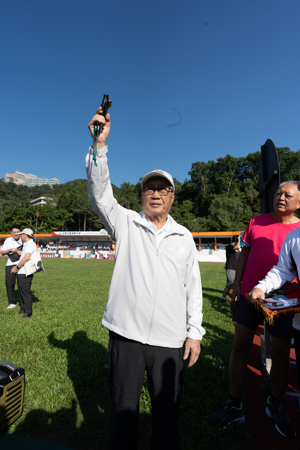 總裁鳴槍起跑–企業主管及貴賓5000公尺慢跑Image