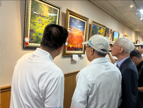 總裁親臨文藝展現場圖片