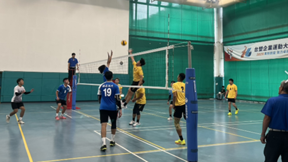 1105男排預賽於明志科技大學體育館，台塑對明志圖片